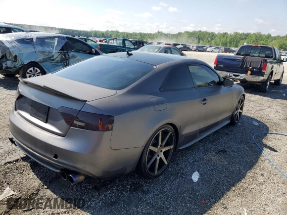 2013 Audi S5 Premium Plus z VIN WAUCGAFR3DA006862, wystawiony jako Copart lot #55995305 z przebiegiem 136 583 mil mil oraz Szkoda całkowita • Salvage title. Historia ofert i sprzedaży dostępna na DreamBid. Obrazek 3.