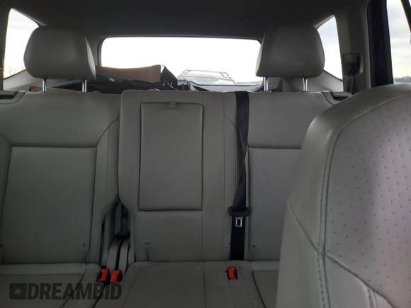 2018 Volkswagen Atlas SE with VIN 1V2CP2CA5JC598268, listed as a Copart auction lot 82860014 with 102,341 mi miles and Salvage title. Bid and sale history available at DreamBid. Image 10.