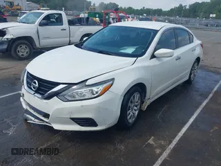 2017 Nissan Altima SR z VIN 1N4AL3AP3HC237252, wystawiony jako IAAI lot #42158198 z przebiegiem 138 672 mil mil oraz . Historia ofert i sprzedaży dostępna na DreamBid. Obrazek 2.
