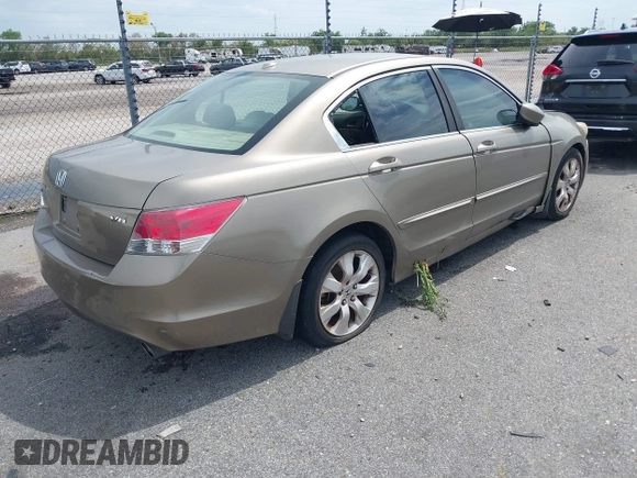 2010 Honda Accord EX-L z VIN 5KBCP3F88AB001215, wystawiony jako IAAI lot #42516493 z przebiegiem 151 476 mil mil oraz . Historia ofert i sprzedaży dostępna na DreamBid. Obrazek 4.