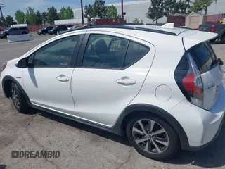 2018 Toyota Prius One with VIN JTDKDTB33J1613019, listed as a IAAI auction lot 42063768 with 59,143 mi miles and . Bid and sale history available at DreamBid. Image 14.