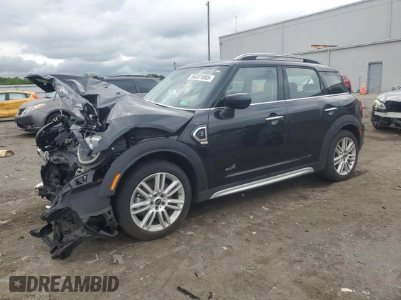 2024 MINI Countryman Cooper S with VIN WMZ83BR04R3S03381, listed as a Copart auction lot 56331665 with 33,215 mi miles and Salvage title. Bid and sale history available at DreamBid. Image 1.