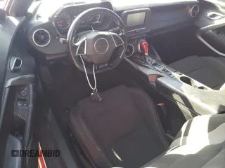 2017 Chevrolet Camaro 1LT z VIN 1G1FB1RX0H0103644, wystawiony jako Copart lot #55027655 z przebiegiem 103 232 mil mil oraz Szkoda całkowita • Salvage title. Historia ofert i sprzedaży dostępna na DreamBid. Obrazek 8.