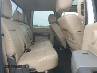 2014 Ford F-250 XL z VIN 1FT7W2BT2EEA67340, wystawiony jako Copart lot #55790625 z przebiegiem 102 560 mil mil oraz Tytuł czysty. Historia ofert i sprzedaży dostępna na DreamBid. Obrazek 10.