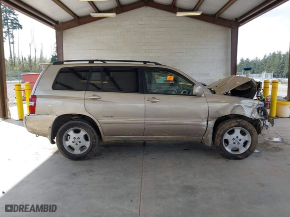 2007 Toyota Highlander w/3rd Row with VIN JTEEP21A070188206, listed as a IAAI auction lot 41999665 with 233,239 mi miles. Bid and sale history available at carsss.com. Image 13.