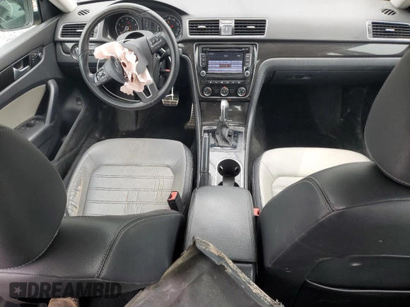 2015 Volkswagen Passat SE с VIN 1VWBT7A38FC081013, выставлен на аукционе Copart как лот 58659055 с пробегом 194 586 миль миль и Списание • Salvage title. История ставок и продаж доступна на DreamBid. Изображение 8.