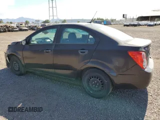 2014 Chevrolet Sonic LS z VIN 1G1JA5SH0E4131777, wystawiony jako Copart lot #65558225 z przebiegiem 136 704 mil mil oraz Szkoda całkowita • Salvage title. Historia ofert i sprzedaży dostępna na DreamBid. Obrazek 2.