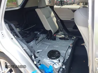 2024 Toyota RAV4 XLE Premium z VIN 2T3A1RFV6RC462114, wystawiony jako IAAI lot #42438905 z przebiegiem 3 620 mil mil oraz . Historia ofert i sprzedaży dostępna na DreamBid. Obrazek 18.