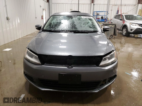 2012 Volkswagen Jetta SE with VIN 3VWBP7AJ1CM040168, listed as a Copart auction lot 41793445 with 187,258 mi miles and Non repairable. Bid and sale history available at DreamBid. Image 5.