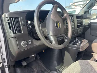 2016 Chevrolet Express Passenger LS с VIN 1GAZGNFG6G1212421, выставлен на аукционе IAAI как лот 42829307 с пробегом 268 858 миль миль и . История ставок и продаж доступна на DreamBid. Изображение 8.