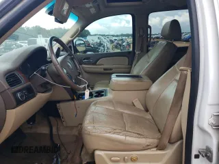 2008 GMC Yukon XL SLE w/3SA with VIN 1GKFC160X8R177911, listed as a Copart auction lot 71835274 with Not Provided miles and Salvage Title. Bid and sale history available at carsss.com. Image 8.