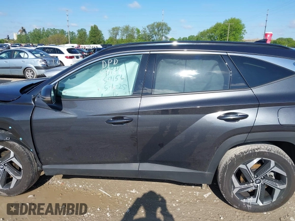 2024 Hyundai Tucson Limited with VIN 5NMJECDE4RH297445, listed as a IAAI auction lot 42226439 with 11,824 mi miles and . Bid and sale history available at DreamBid. Image 14.