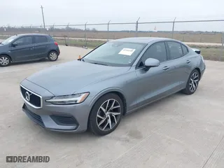 2020 Volvo S60 Momentum with VIN 7JR102FK9LG036730, listed as a IAAI auction lot 41592348 with 42,121 mi miles. Bid and sale history available at carsss.com. Image 17.