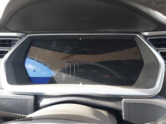 2013 Tesla Model S Performance with VIN 5YJSA1CP4DFP13611, listed as a IAAI auction lot 41786669 with 1 mi miles. Bid and sale history available at carsss.com. Image 7.