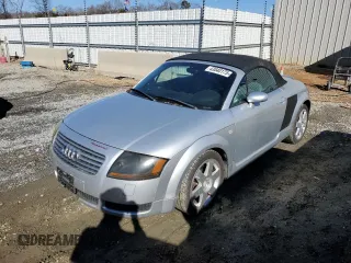 2001 Audi TT z VIN TRUTC28NX11004882, wystawiony jako Copart lot #43040175 z przebiegiem 136 783 mil mil oraz Czysty tytuł • Clean title. Historia ofert i sprzedaży dostępna na DreamBid. Obrazek 1.