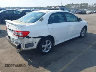 2013 Toyota Corolla L z VIN 5YFBU4EE9DP194743, wystawiony jako IAAI lot #41778458 z przebiegiem 148 767 mil mil oraz . Historia ofert i sprzedaży dostępna na DreamBid. Obrazek 4.
