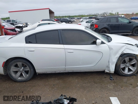 2016 Dodge Charger SE with VIN 2C3CDXBG3GH143507, listed as a IAAI auction lot 41951262 with 210,295 mi miles and . Bid and sale history available at carsss.com. Image 13.