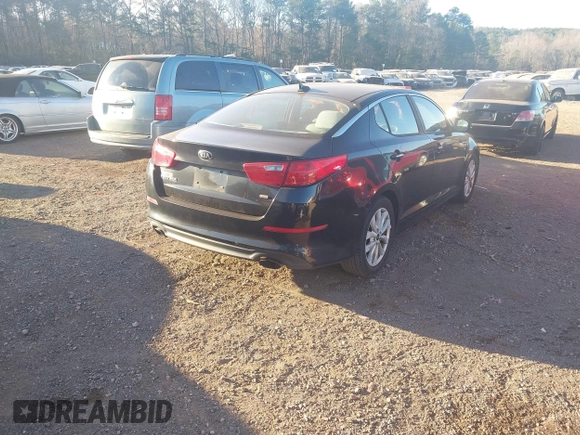 2015 Kia Optima LX z VIN KNAGM4A71F5629636, wystawiony jako IAAI lot #41677983 z przebiegiem 150 600 mil mil oraz . Historia ofert i sprzedaży dostępna na DreamBid. Obrazek 4.