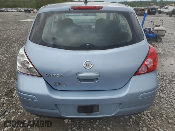 2011 Nissan Versa SL z VIN 3N1BC1CP4BL511654, wystawiony jako Copart lot #55292515 z przebiegiem 280 313 mil mil oraz Czysty tytuł • Clean title. Historia ofert i sprzedaży dostępna na DreamBid. Obrazek 6.