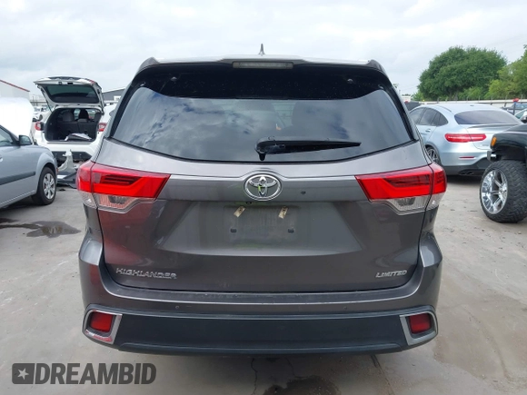 2018 Toyota Highlander Limited with VIN 5TDYZRFH5JS276425, listed as a IAAI auction lot 42070369 with 129,215 mi miles and . Bid and sale history available at DreamBid. Image 17.