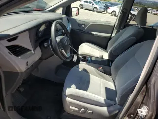 2018 Toyota Sienna LE Auto Access Seat with VIN 5TDKZ3DCXJS939496, listed as a Copart auction lot 51694385 with 109,722 mi miles and Salvage Title. Bid and sale history available at carsss.com. Image 7.