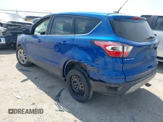 2017 Ford Escape SE with VIN 1FMCU0GD0HUE76422, listed as a IAAI auction lot 42023082 with 216,050 mi miles. Bid and sale history available at carsss.com. Image 3.