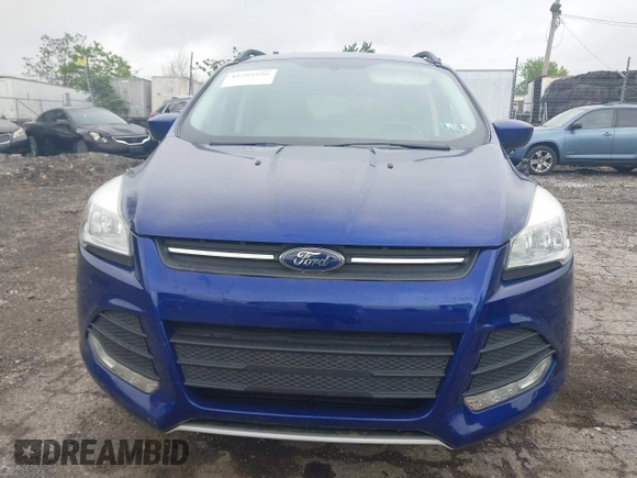 2015 Ford Escape SE with VIN 1FMCU0GX0FUB57156, listed as a IAAI auction lot 42201926 with Not Provided miles. Bid and sale history available at carsss.com. Image 6.