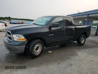 2010 Dodge 1500 SLT z VIN 1D7RB1GP0AS144931, wystawiony jako Copart lot #57971025 z przebiegiem 140 235 mil mil oraz Szkoda całkowita • Salvage title. Historia ofert i sprzedaży dostępna na DreamBid. Obrazek 1.