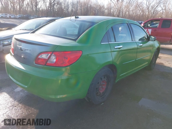 2008 Chrysler Sebring LX z VIN 1C3LC46K08N152500, wystawiony jako IAAI lot #41758397 z przebiegiem 161 605 mil mil oraz . Historia ofert i sprzedaży dostępna na DreamBid. Obrazek 4.