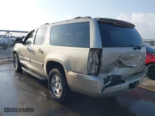 2008 Chevrolet Suburban LTZ with VIN 1GNFC16078J191766, listed as a IAAI auction lot 40743246 with 210,713 mi miles. Bid and sale history available at carsss.com. Image 3.