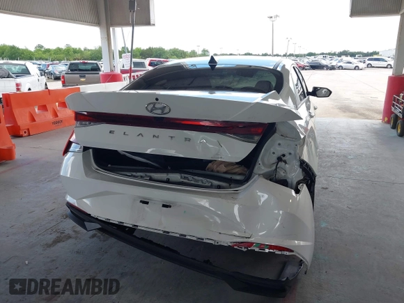 2023 Hyundai Elantra SEL with VIN 5NPLM4AG9PH104424, listed as a IAAI auction lot 42252864 with 39,297 mi miles and . Bid and sale history available at DreamBid. Image 15.