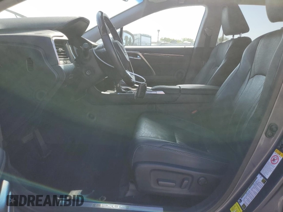 2017 Lexus RX 350 z VIN 2T2BZMCA8HC115369, wystawiony jako Copart lot #59547205 z przebiegiem 121 064 mil mil oraz Szkoda całkowita • Salvage title. Historia ofert i sprzedaży dostępna na DreamBid. Obrazek 7.