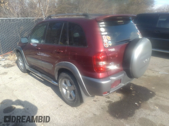 2005 Toyota RAV4 with VIN JTEHD20V950039140, listed as a IAAI auction lot 35121583 with 240,433 mi miles. Bid and sale history available at carsss.com. Image 3.