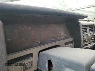 1988 Nissan Hardbody z VIN 1N6HD16S3JC326667, wystawiony jako Copart lot #84568594 z przebiegiem Nie podano mil oraz Nie do naprawy. Historia ofert i sprzedaży dostępna na DreamBid. Obrazek 9.