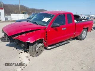 2006 Dodge Dakota SLT with VIN 1D7HW42K96S595733, listed as a IAAI auction lot 41775029 with Not Provided miles and . Bid and sale history available at carsss.com. Image 2.
