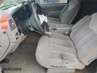 1998 Chevrolet Tahoe with VIN 3GNEK18R0WG147603, listed as a Copart auction lot 51483845 with 187,582 mi miles and Salvage Title. Bid and sale history available at carsss.com. Image 7.