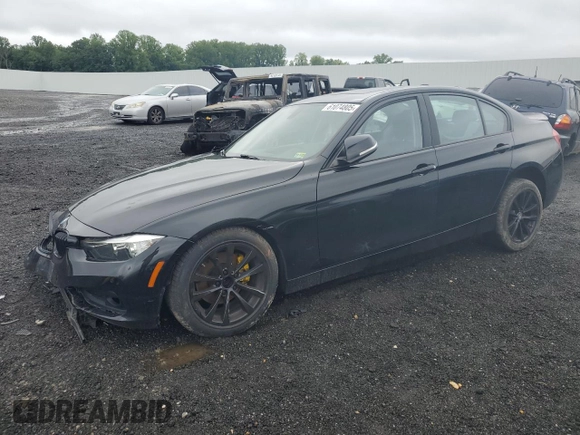 2017 BMW 3 Series 320i xDrive z VIN WBA8A3C34HA067209, wystawiony jako Copart lot #61074805 z przebiegiem 93 838 mil mil oraz Szkoda całkowita • Salvage title. Historia ofert i sprzedaży dostępna na DreamBid. Obrazek 1.
