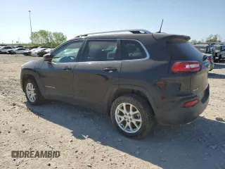 2017 Jeep Cherokee Latitude with VIN 1C4PJMCS4HW531565, listed as a Copart auction lot 52367645 with 40,781 mi miles and Salvage Title. Bid and sale history available at DreamBid. Image 2.
