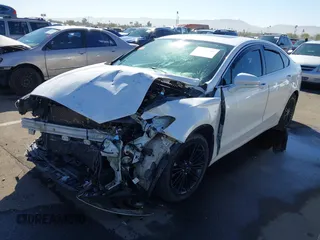 2016 Ford Fusion SE with VIN 3FA6P0HD4GR384880, listed as a IAAI auction lot 41663361 with 125,352 mi miles. Bid and sale history available at carsss.com. Image 17.