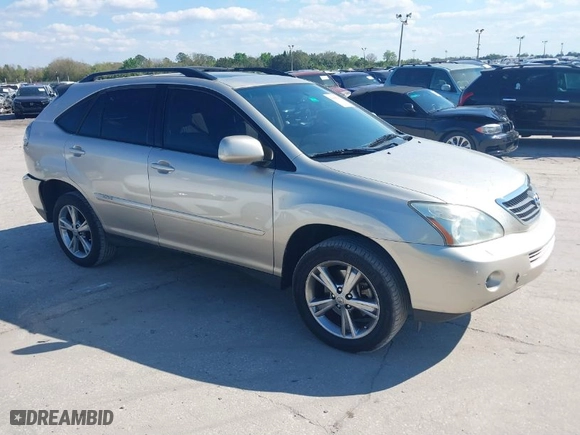2007 Lexus RX 400h with VIN JTJGW31U072003993, listed as a IAAI auction lot 41665187 with 147,036 mi miles. Bid and sale history available at carsss.com. Image 1.