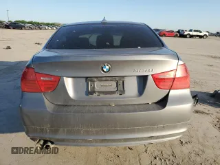 2011 BMW 3 Series 328i z VIN WBAPH7G54BNM55230, wystawiony jako Copart lot #52438875 z przebiegiem Nie podano mil oraz Szkoda całkowita • Salvage title. Historia ofert i sprzedaży dostępna na DreamBid. Obrazek 6.