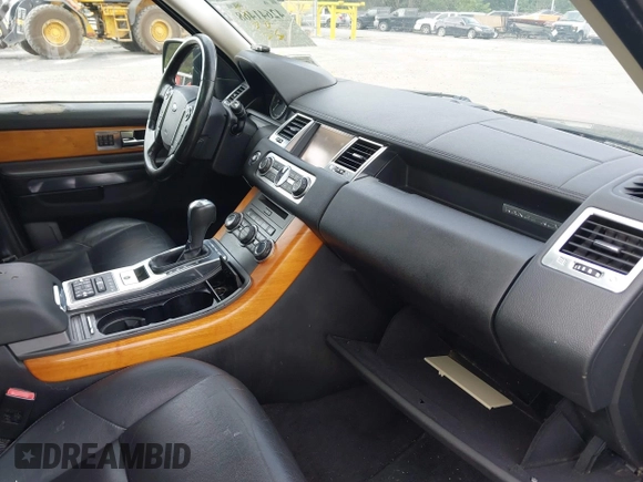 2012 Land Rover Range Rover Sport HSE with VIN SALSF2D41CA730703, listed as a IAAI auction lot 42641468 with 153,797 mi miles and . Bid and sale history available at DreamBid. Image 5.