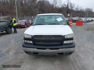 2005 Chevrolet Silverado 1500 Work Truck with VIN 1GCEC14XX5Z340818, listed as a IAAI auction lot 41729984 with 191,704 mi miles. Bid and sale history available at carsss.com. Image 12.