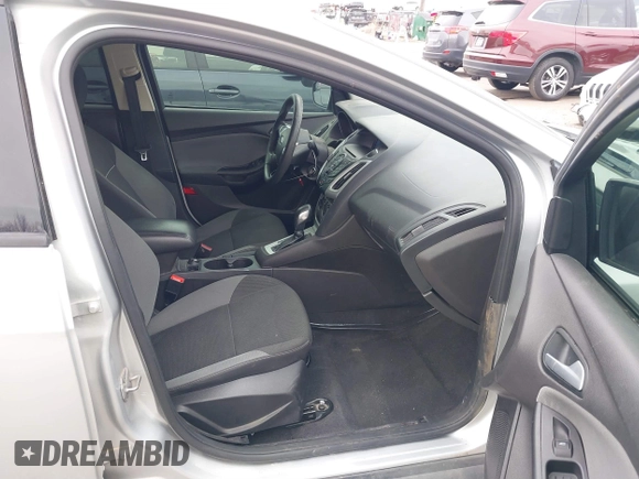 2013 Ford Focus SE with VIN 1FADP3F20DL361469, listed as a IAAI auction lot 41457037 with 127,852 mi miles. Bid and sale history available at carsss.com. Image 5.