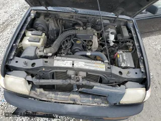 2000 Mazda B-Series 2WD Truck SX with VIN 4F4YR12C2YTM25985, listed as a Copart auction lot 71353824 with 247,907 mi miles and Salvage Title. Bid and sale history available at carsss.com. Image 12.