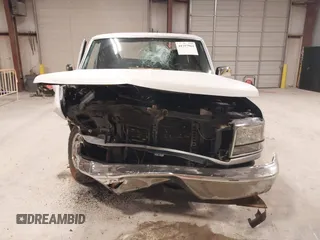 1992 Ford F-150 with VIN 1FTEX15H1NKB55335, listed as a IAAI auction lot 41297914 with 1 mi miles. Bid and sale history available at carsss.com. Image 12.