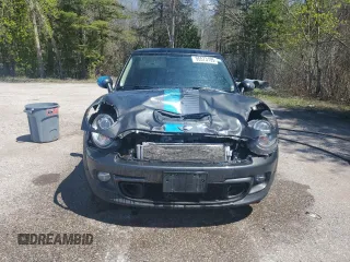 2013 MINI Hardtop S z VIN WMWSV3C54DT476675, wystawiony jako Copart lot #55573195 z przebiegiem 122 947 mil mil oraz Czysty tytuł • Clean title. Historia ofert i sprzedaży dostępna na DreamBid. Obrazek 5.