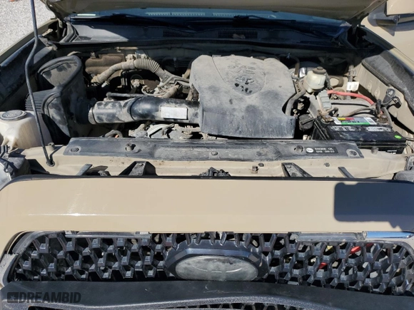 2018 Toyota Tacoma SR5 with VIN 3TMAZ5CNXJM066195, listed as a Copart auction lot 80788714 with 100,638 mi miles and Salvage Title. Bid and sale history available at carsss.com. Image 11.