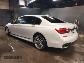 2019 BMW 7 Series 740i xDrive with VIN WBA7E4C59KGV70391, listed as a IAAI auction lot 41531991 with 70,017 mi miles and . Bid and sale history available at carsss.com. Image 3.
