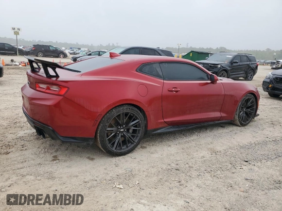 2018 Chevrolet Camaro ZL1 z VIN 1G1FK1R69J0142195, wystawiony jako Copart lot #51128215 z przebiegiem 55 979 mil mil oraz Szkody całkowita. Historia ofert i sprzedaży dostępna na DreamBid. Obrazek 3.